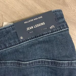 Hollister high-rise jeggings
